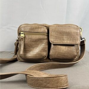 Joy Susan Cargo Crossbody Multi Pocket Utility Bag Taupe Brown Vegan Leather